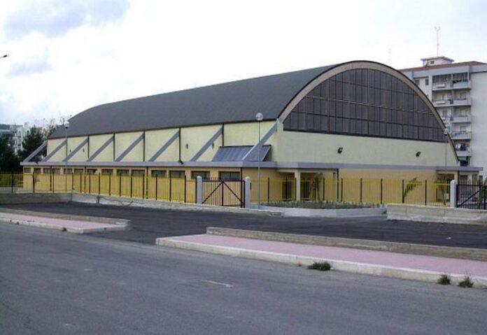 palazzetto tufolo crotone