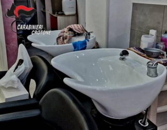 parrucchiere sequestro