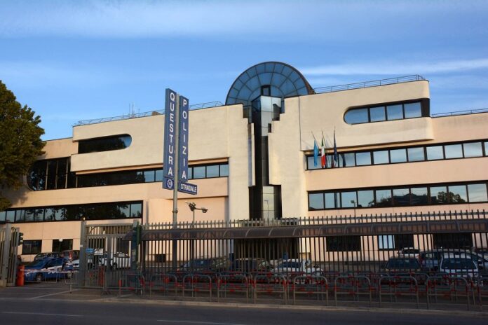 poliziotta suicida