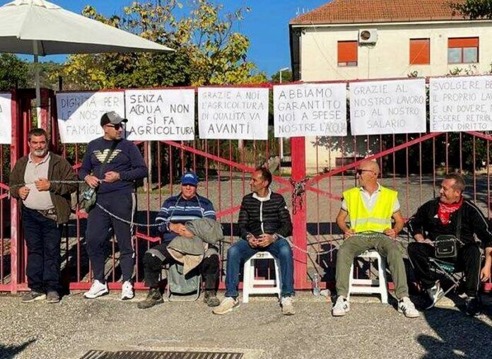 protesta lavoratori trebisacce
