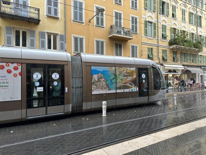 tropea sui tram di Nizza e Montecarlo