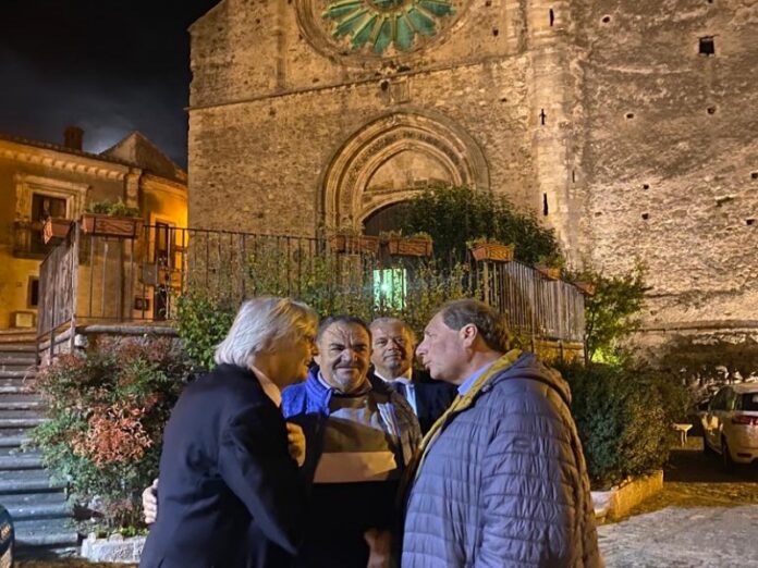 sgarbi ad Altomonte