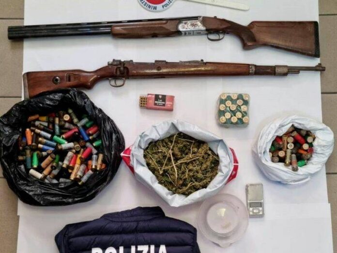 armi droga isola capo rizzuto