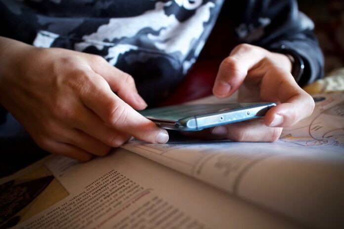 no cellulare classe studenti