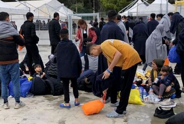 migranti roccella ionica