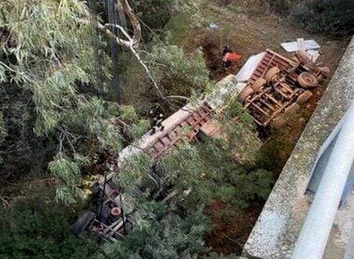 incidente tir viadotto matera