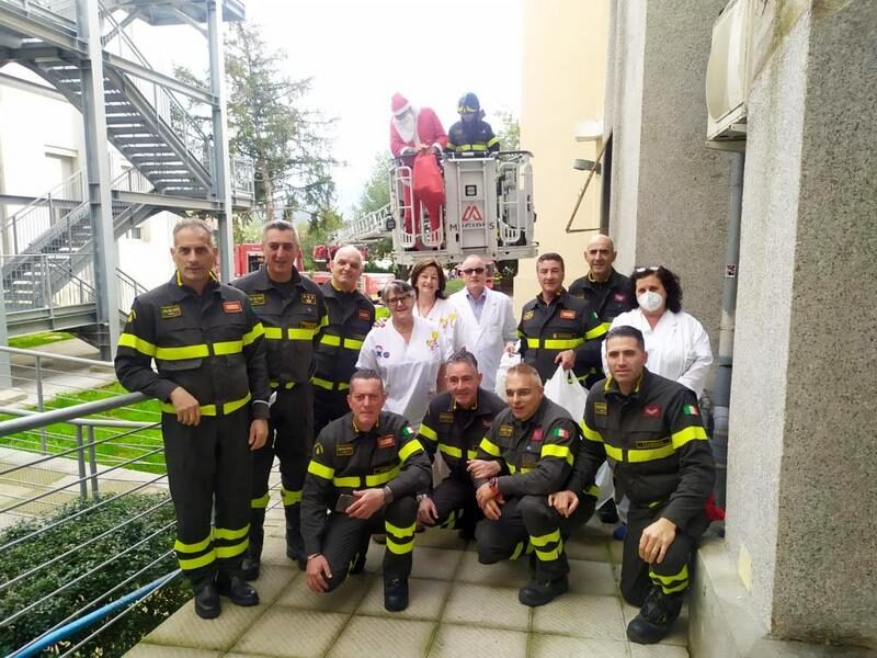 annunziata vigili del fuoco babbo natale