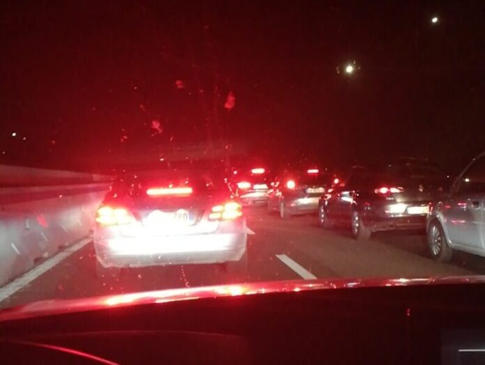 a2 traffico paralizzato