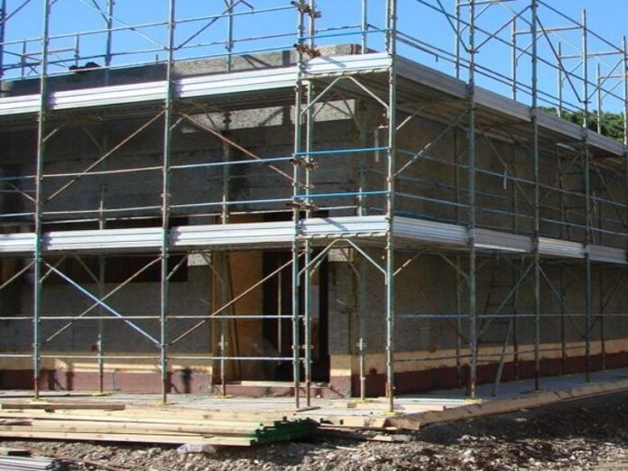 scuole cantieri fermi