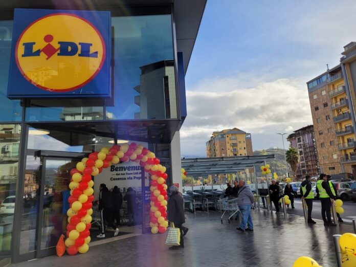 inaugurazione lidl Cosenza
