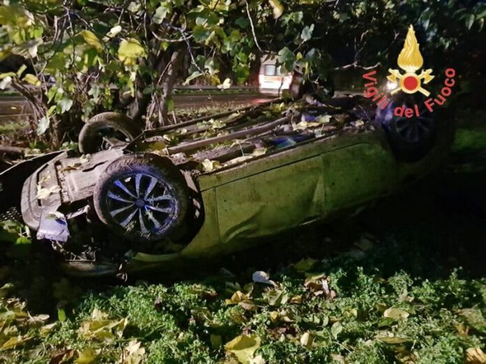 sellia marina incidente stradale