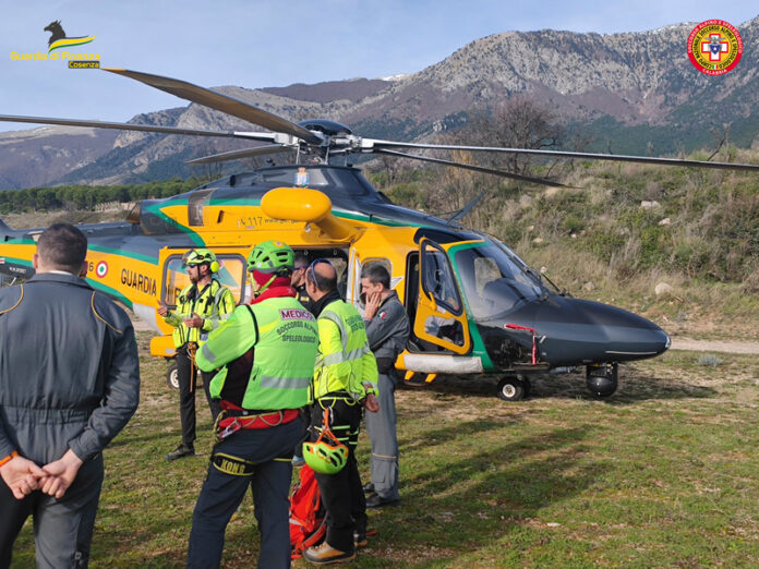 esercitazione soccorso alpino e gdf