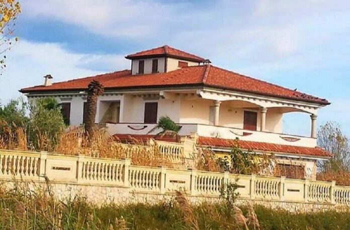 villa confiscata diventa centro ragazzi