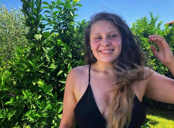 liceo ricorda la studentessa morta
