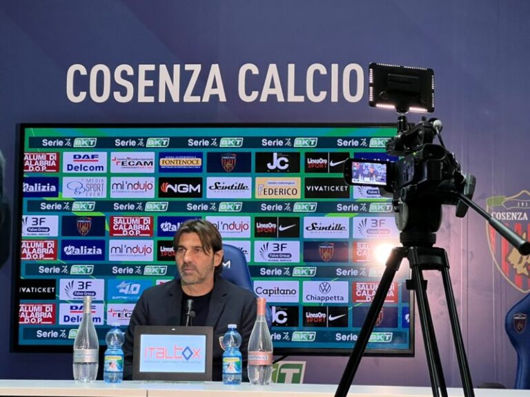 Cosenza, Viali: “Aldilà della carriera, serve gente con carattere”