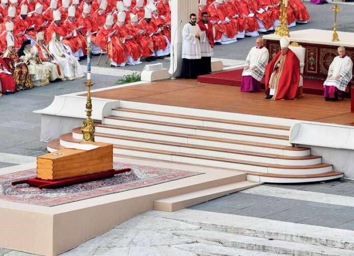 funerali benedetto XVI