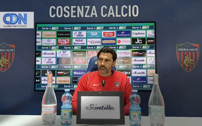Viali allenatore cosenza