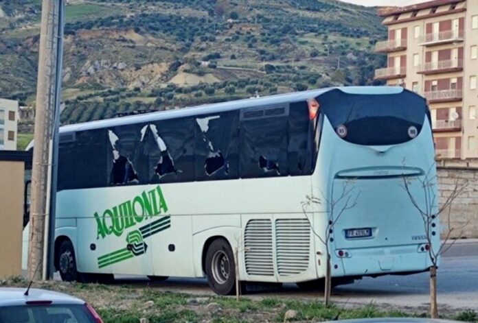 pullman danneggiato amantea ansa