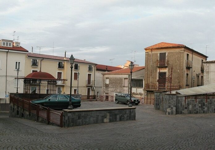 Piazza del mercato Spezzano Albanese