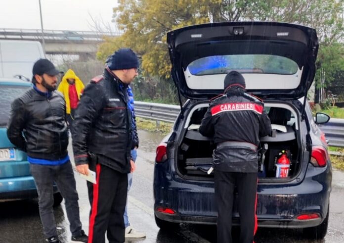 carabinieri incidente statale 106