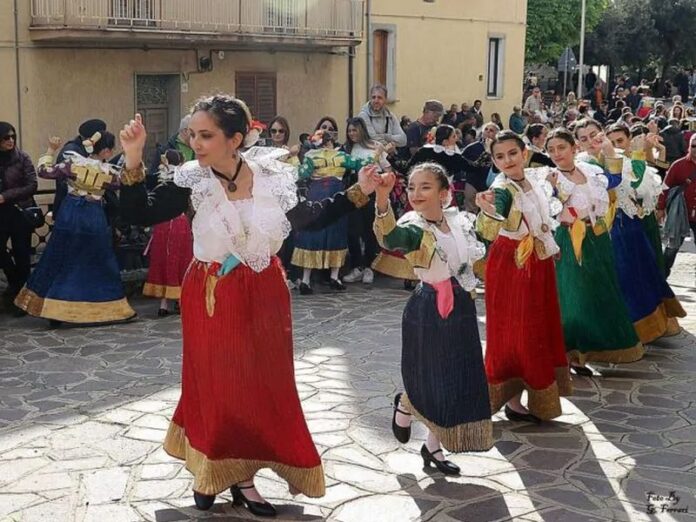 pasqua italo albanese frascineto