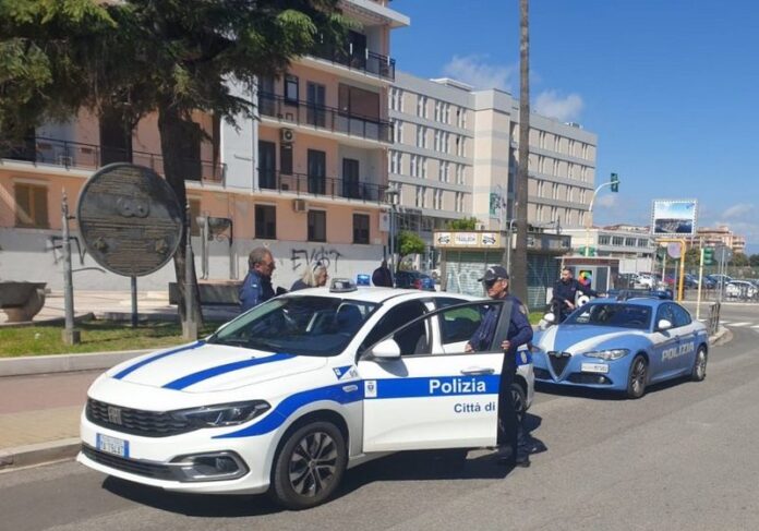 polizia municipale crotone