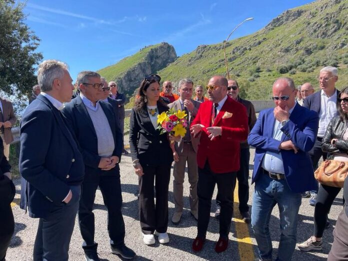 riapertura strada provinciale civita cassano