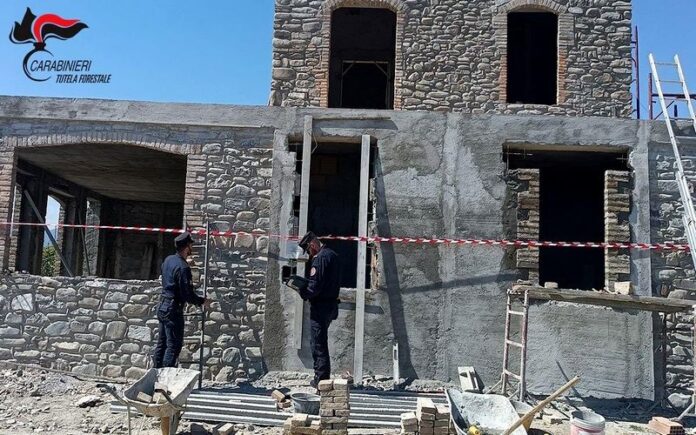 trebisacce villa sotto sequestro