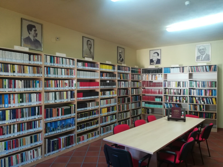 biblioteca