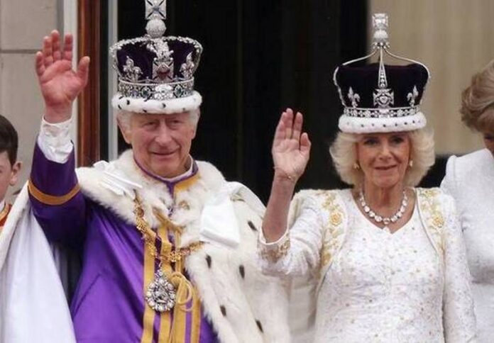 carlo III incoronato re inghilterra