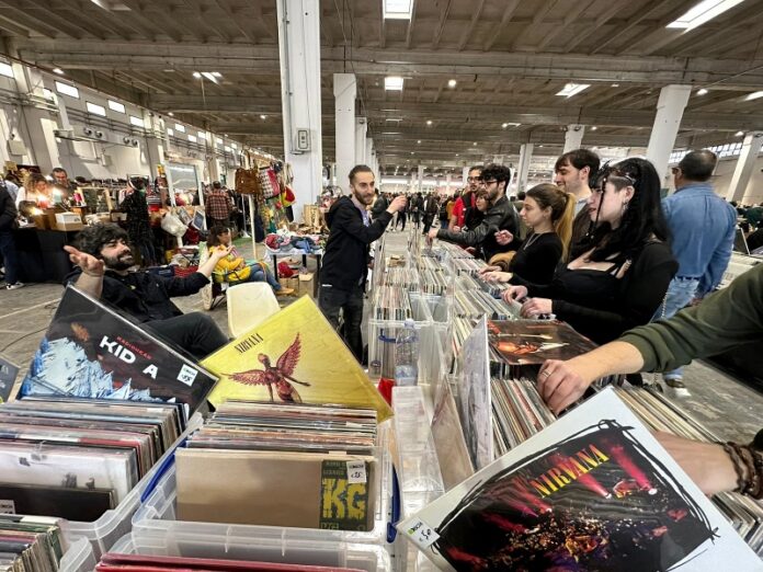 vendita dischi vinile