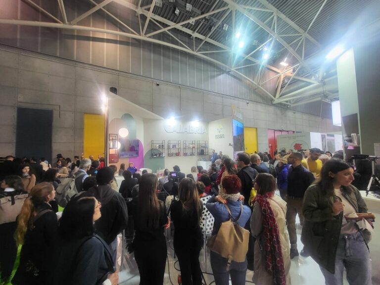 successo calabria salone libro torino