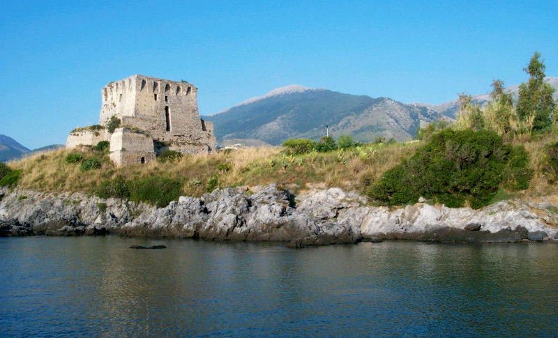 Torre Crawford San Nicola Arcella