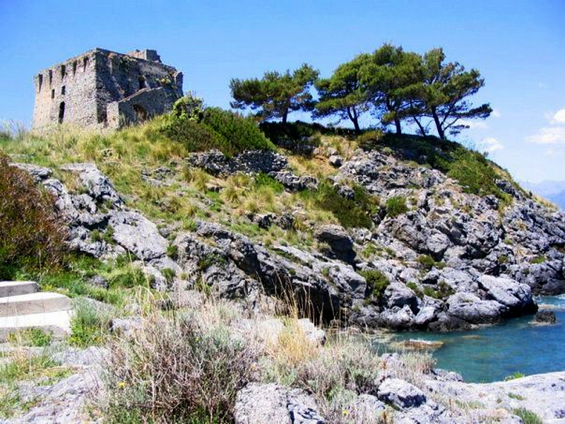 Torre Crawford San Nicola Arcella