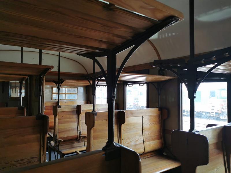 interni treno degli dei