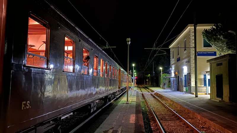 treno degli dei notte