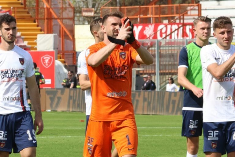 Ufficiale. Cosenza, Alessandro Micai ancora in rossoblù