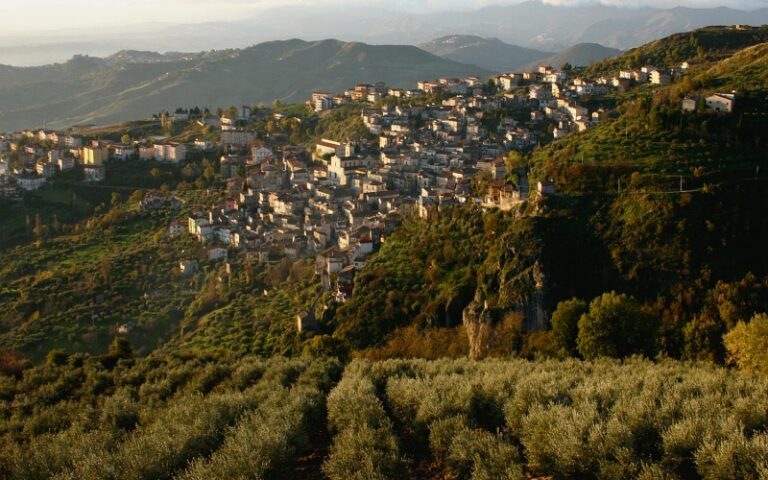 Al via “Salgemma Lungro Festival”: arte, cultura e intrattenimento in un luogo fantastico
