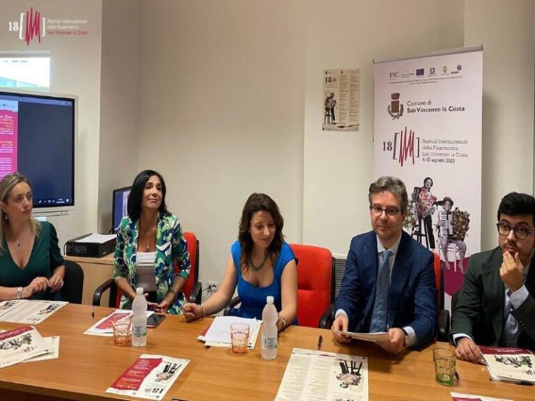 Presentato in Cittadella regionale il “XVIII Festival Internazionale della Fisarmonica” San Vincenzo la Costa  4 – 10 agosto