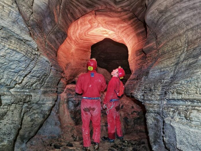le grotte carsiche di Verzino