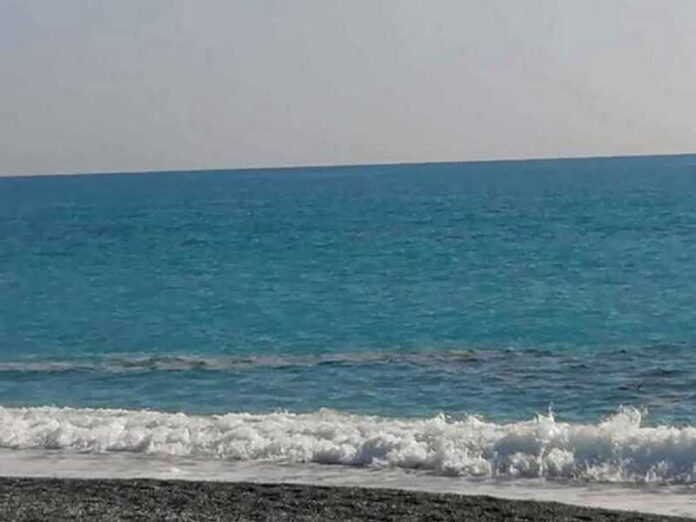 mare sporco scalea
