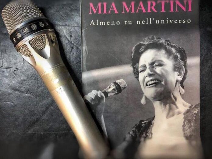 microfono mia martini mostra