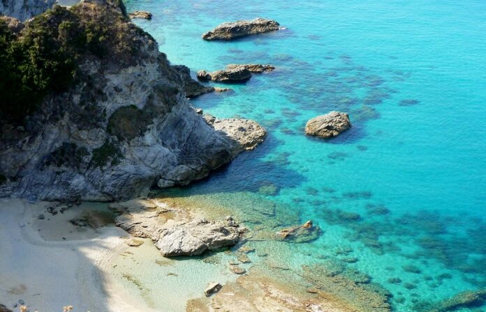 spiaggia mare tirreno calabria