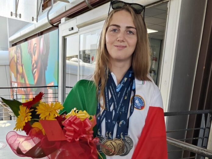 Noemi Canino, la sirena d’oro: due medaglie d’oro e quattro d’argento ai mondiali di nuoto per sordi