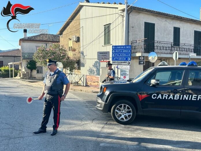 violenza ragazza lattarico