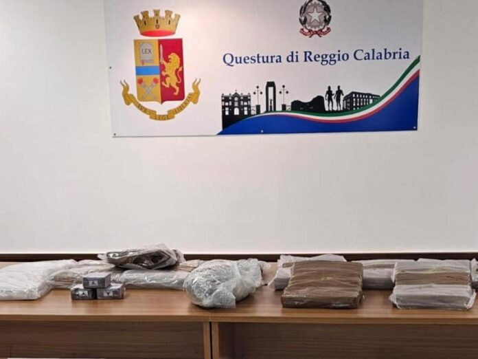 arresto corriere droga villa