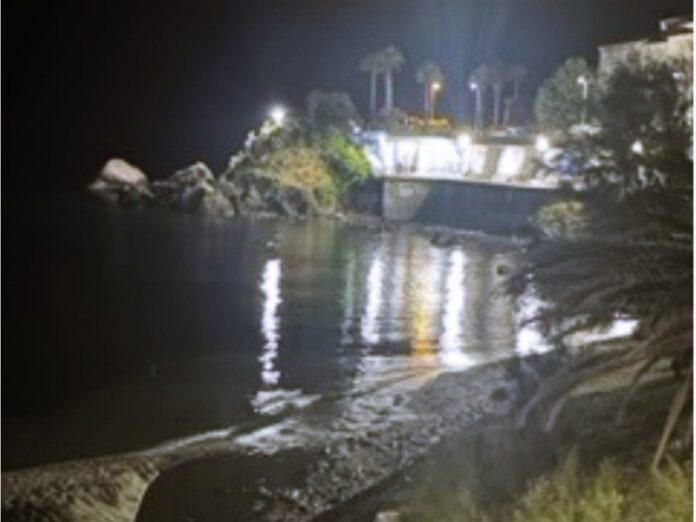 scarico mare belvedere marittimo