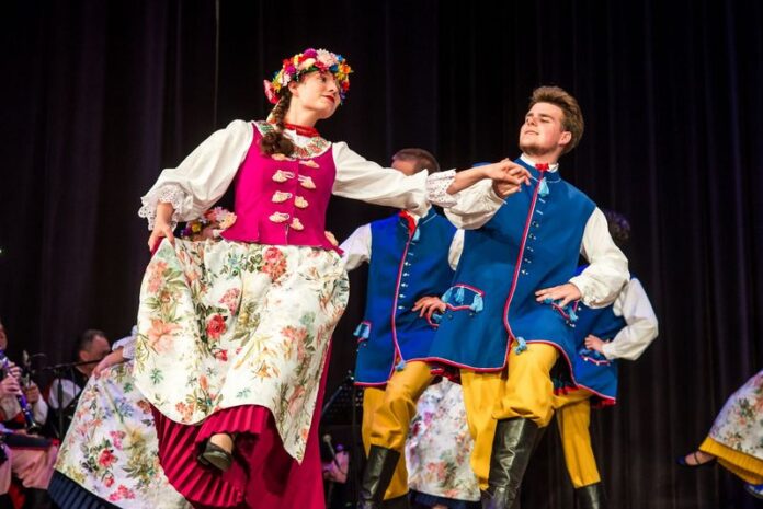 polonia folklore castrovillari