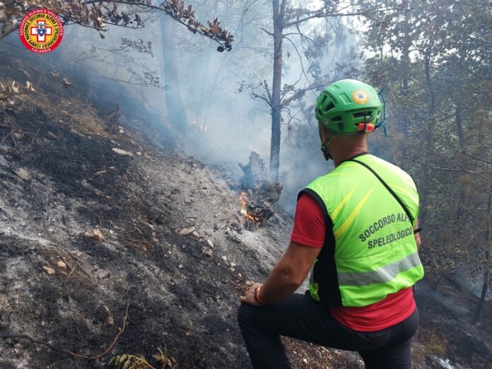 soccorso alpino incendi pollino