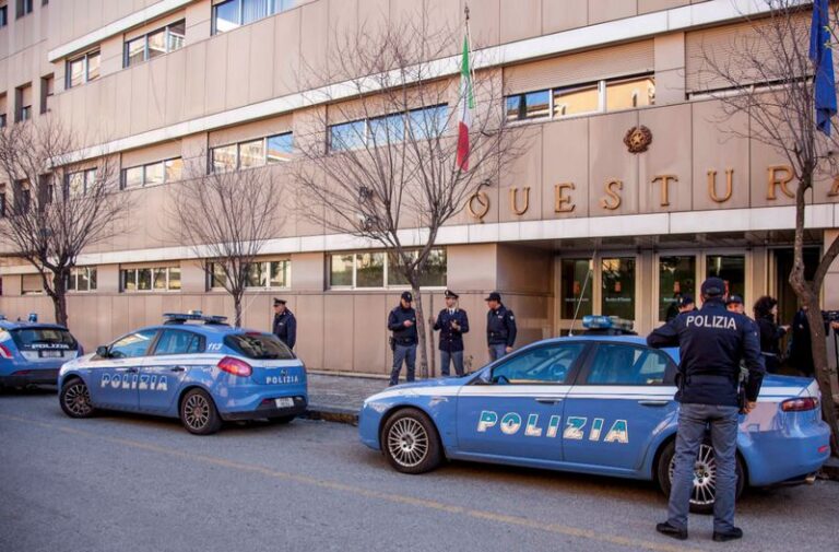 questura cosenza auto polizia